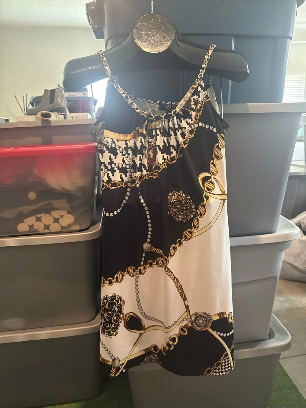 Black and White Chain-Print Slip Dress p74 - Picture 2 of 4